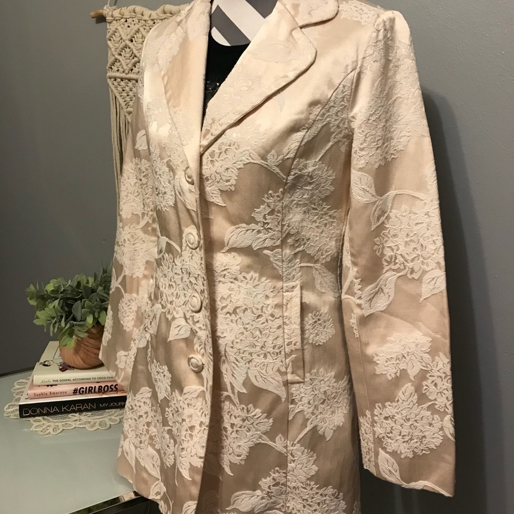 Doki-Geki Cream Jacquard Coat